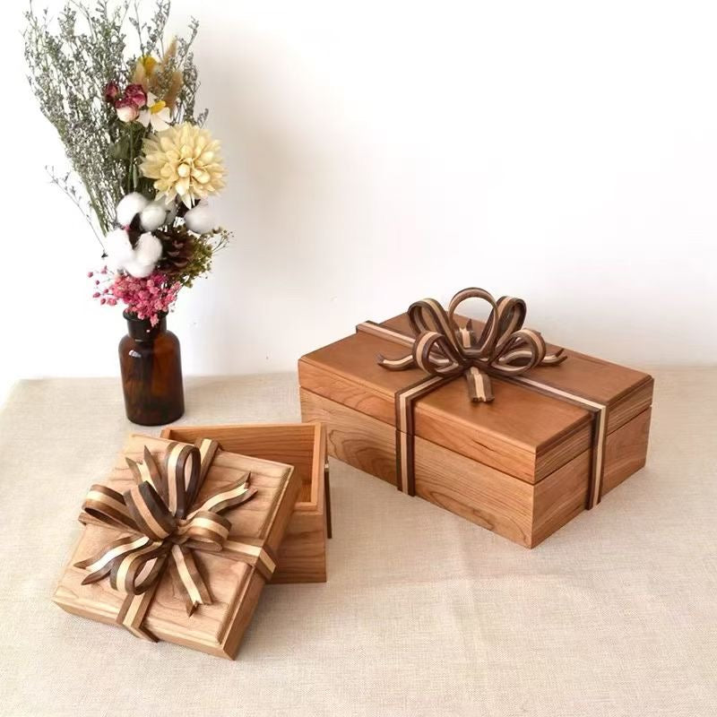 Carved Ribbon Solid Wood Storage Box